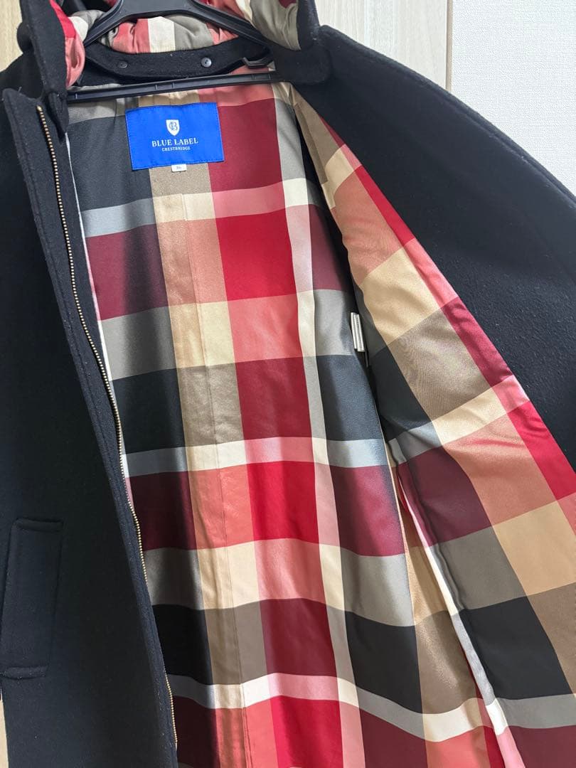 ブルーレーベルクレストブリッジ　フード付き　コート