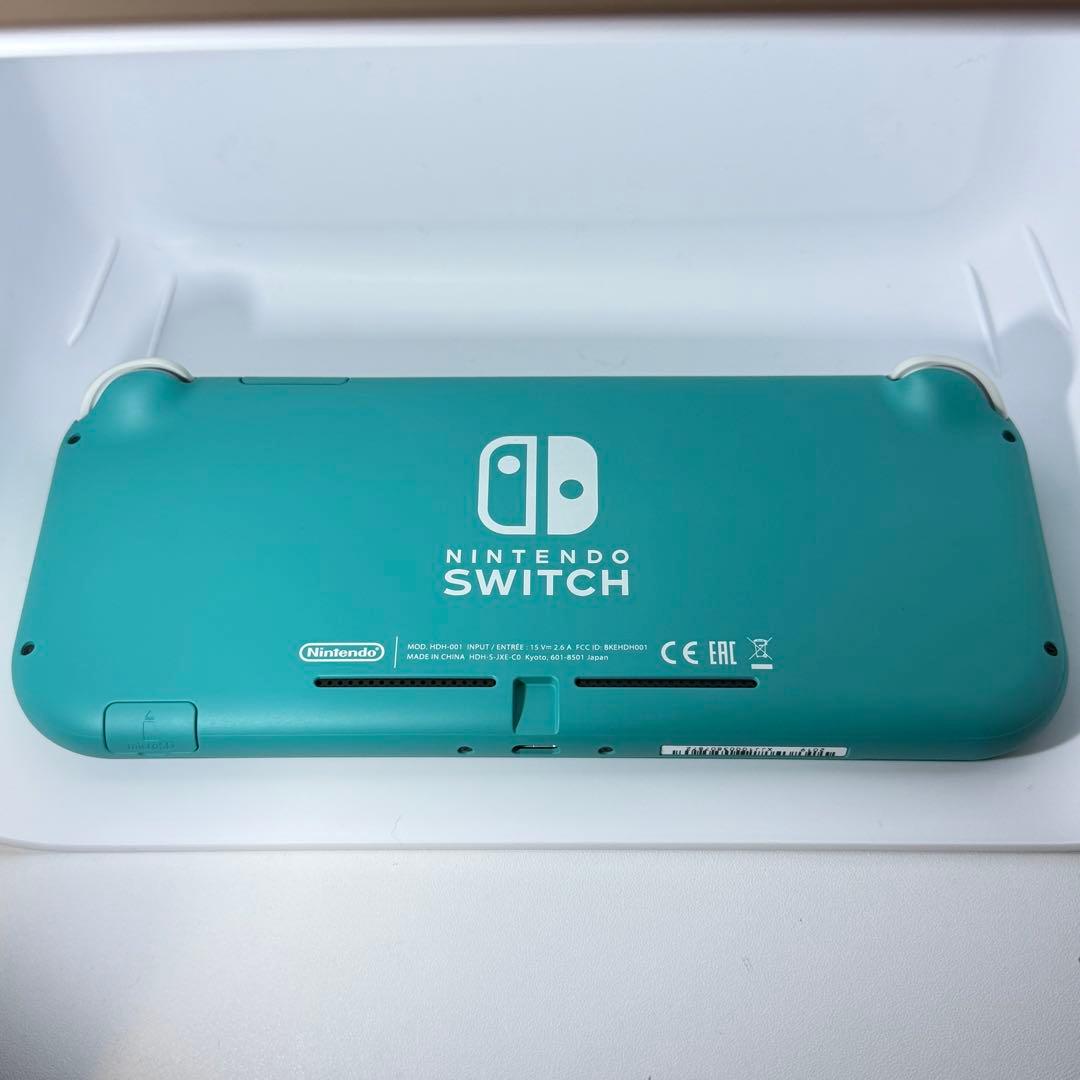 ゆー‼️美品　任天堂Switchライト　ターコイズブルー　充電器　箱付き‼️