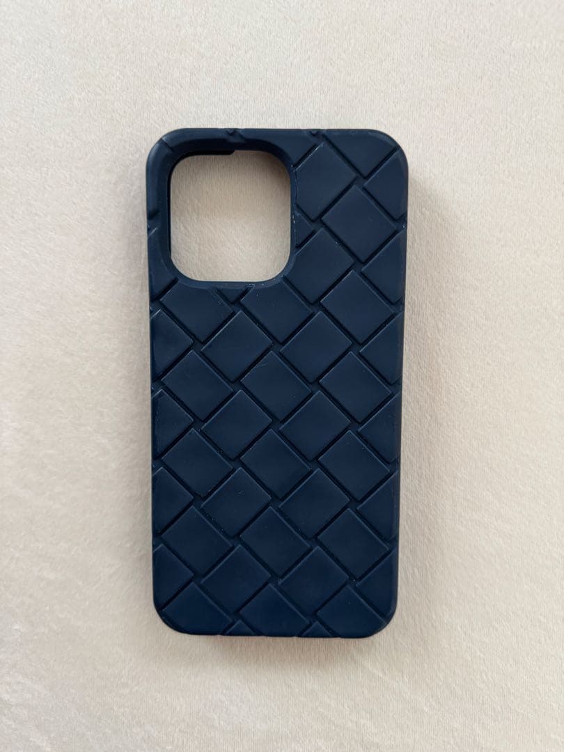 BOTTEGAVENETA/ iPhone15promax/ネイビー