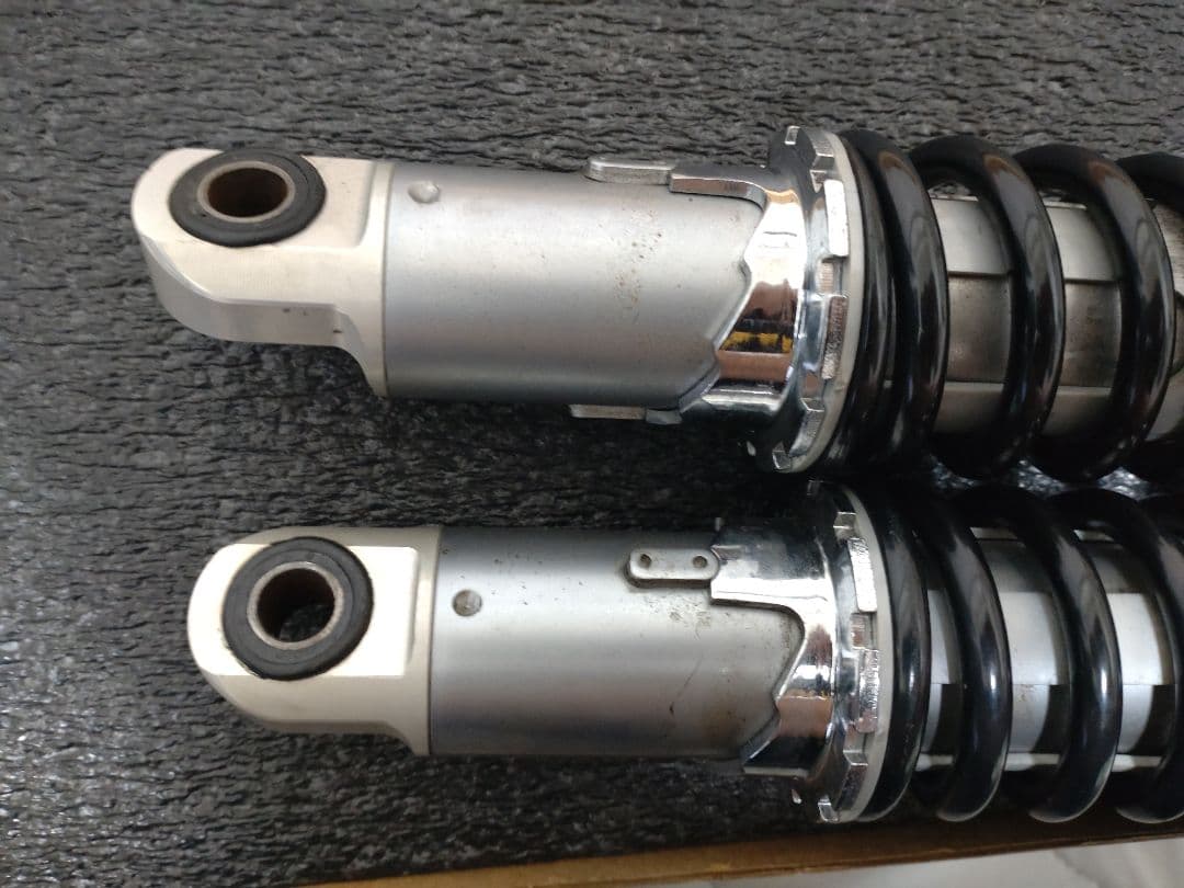 ハーレーダイナ FXDX リアサスペンション