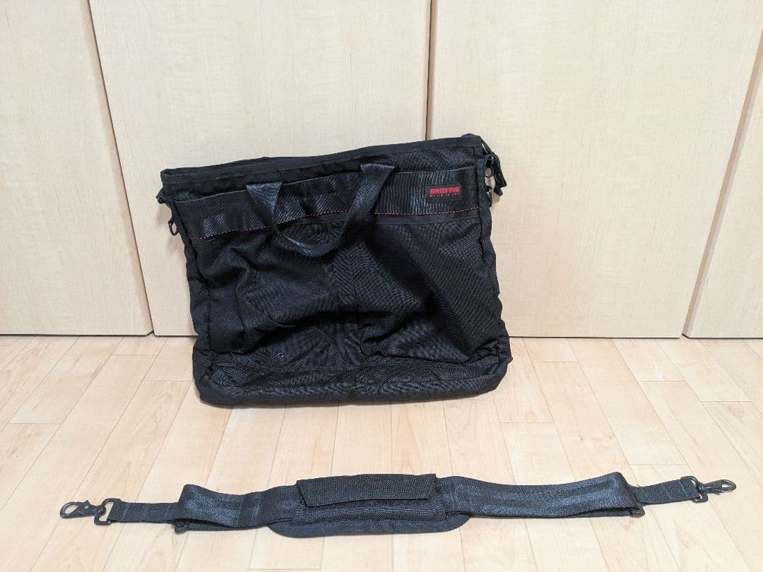 BRIEFING ヘルメットバック