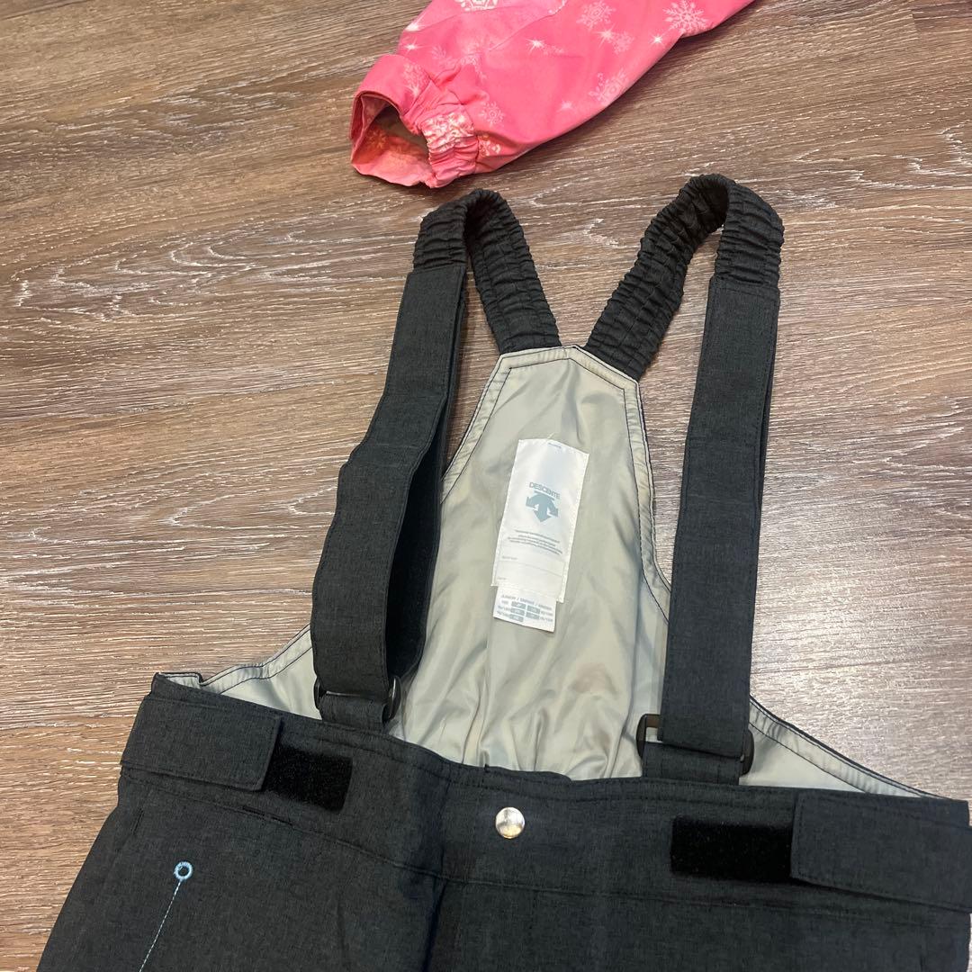 デサント　美品　　セットアップ　上下　スキーウェア　160 女の子