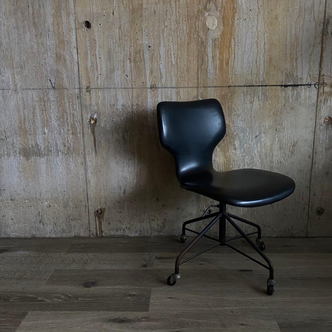 インダストリアル　チェア　キャスターチェア　オフィスチェア　ヴィンテージ　レトロ