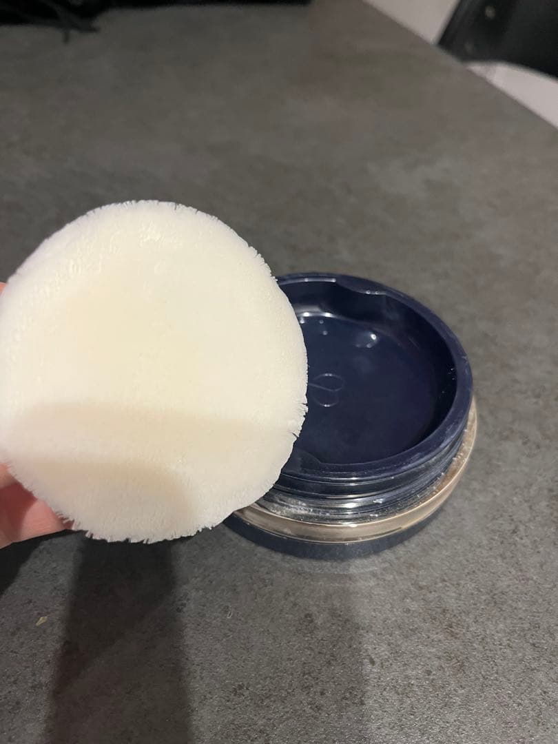 クレドポーボーテ　プードルトランスパラントn m 1 ライト