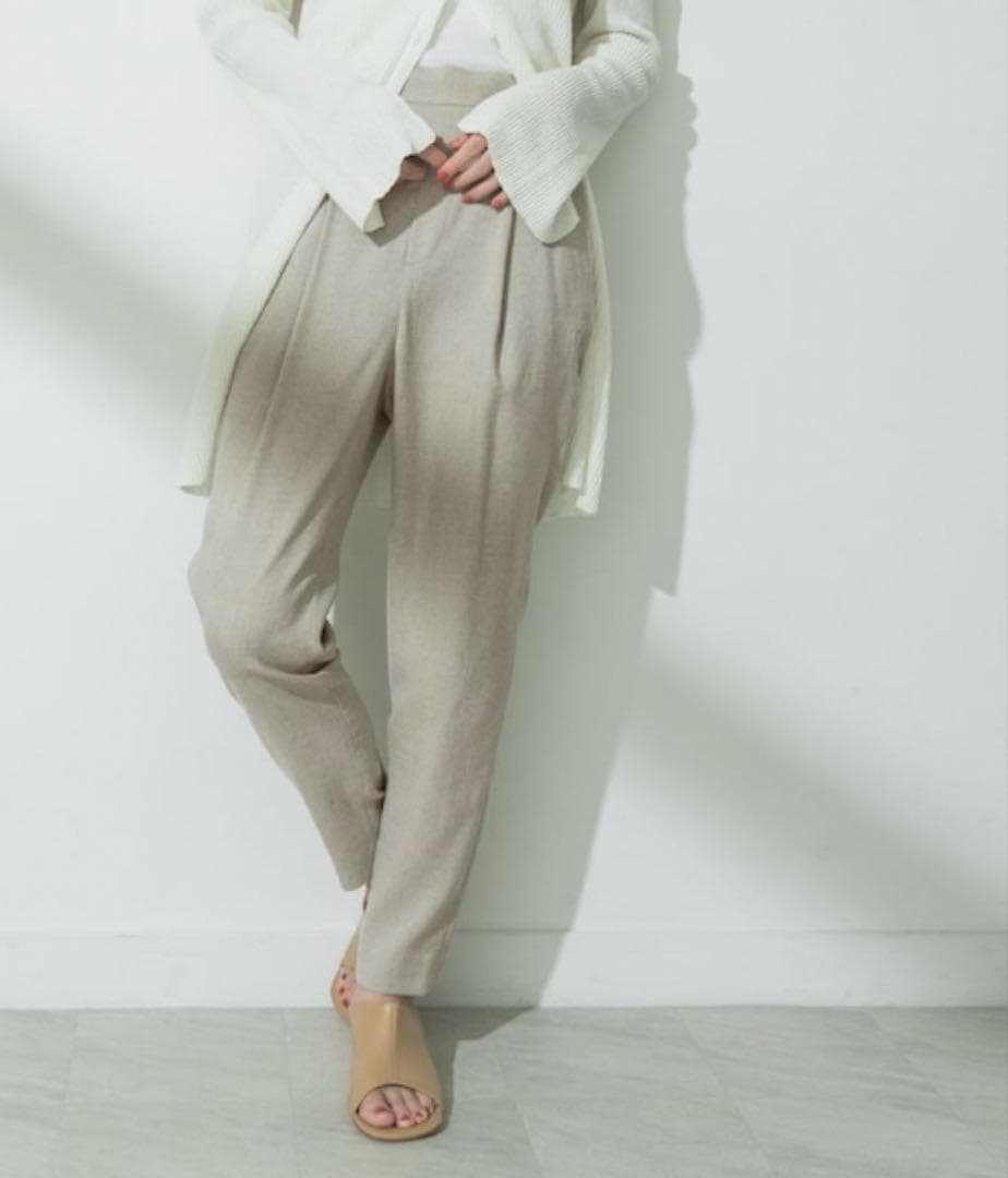 美品　エンフォルド　リネンライクゴムジョッパーズ　ベージュ.