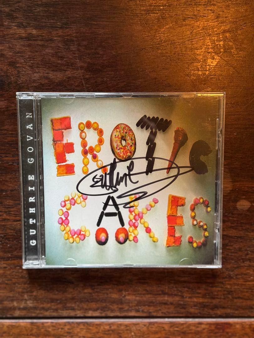 Guthrie Govan Erotic Cakes 直筆サイン入り