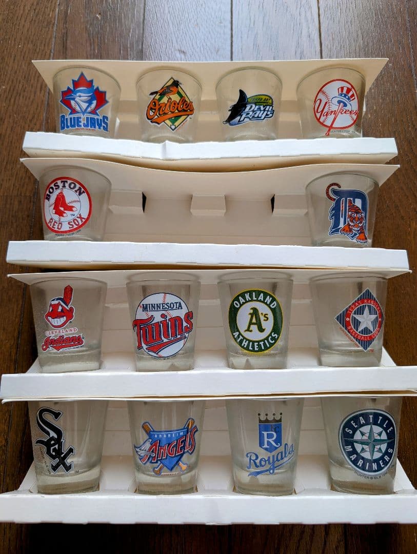 MLBチームロゴ☆グラス14個セット
