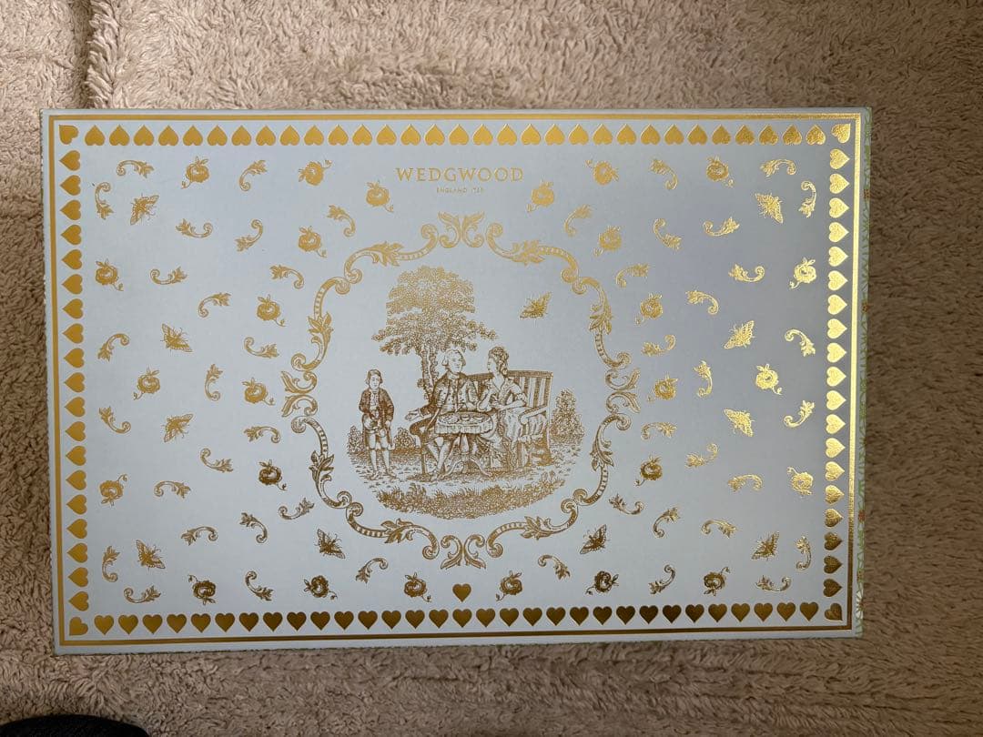  花と鳥の皿 ４枚セット