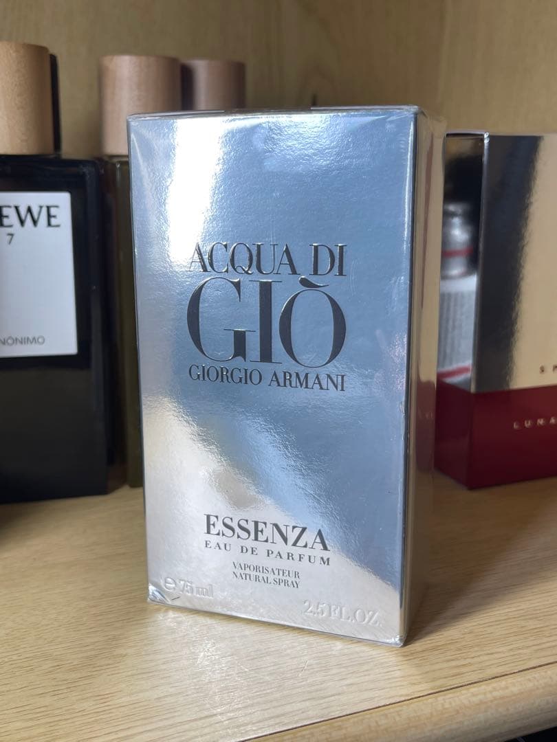 GIORGIO ARMANI エッセンザ オーデパルファン 75ml