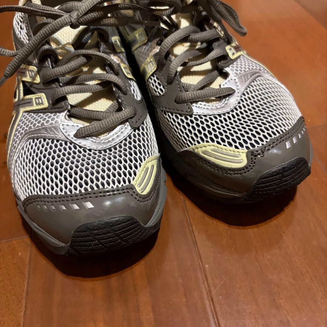 靴 ASICS GEL-DS TRAINER 14/1203A607.020