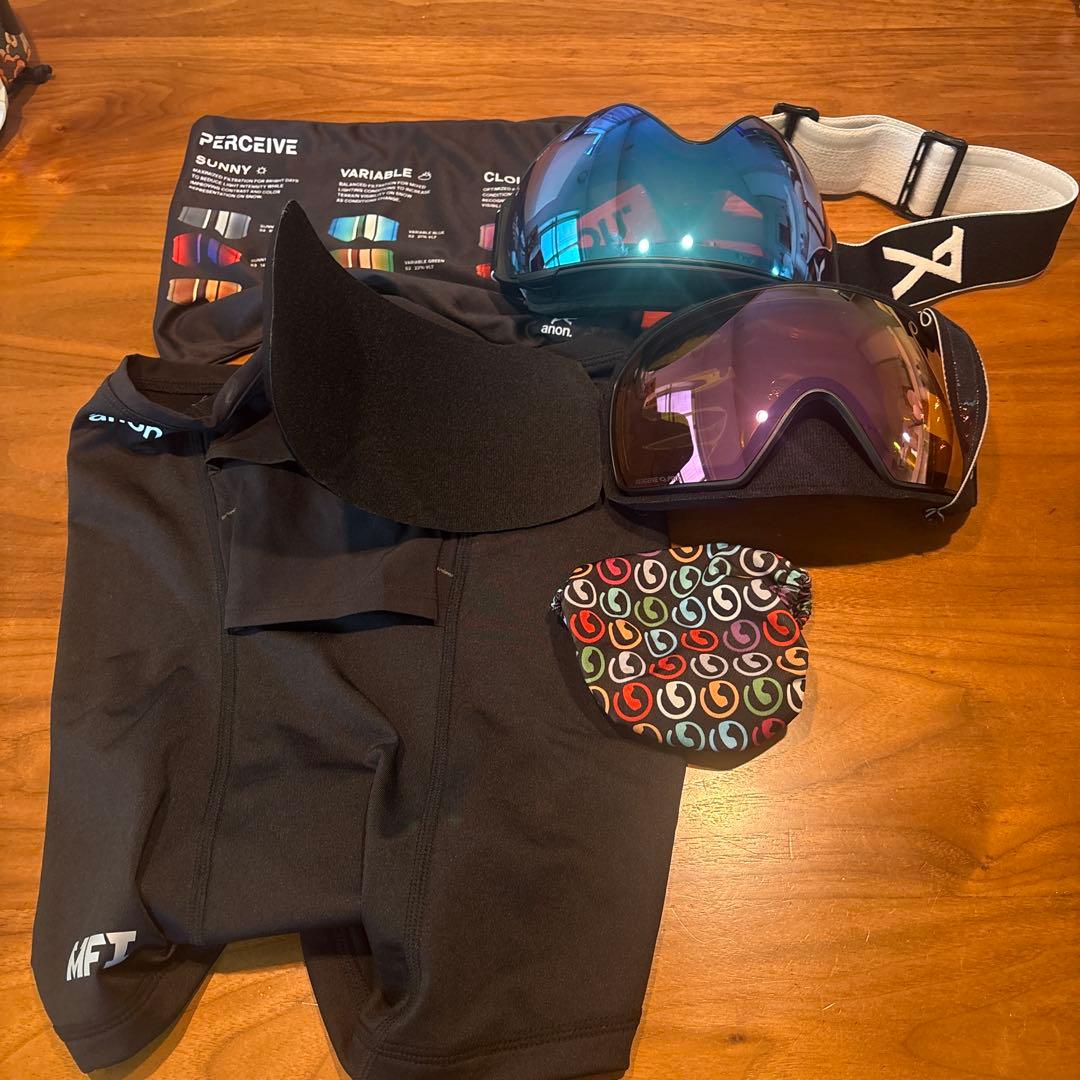 ほぼ未使用☆ANON M4 スノーゴーグル