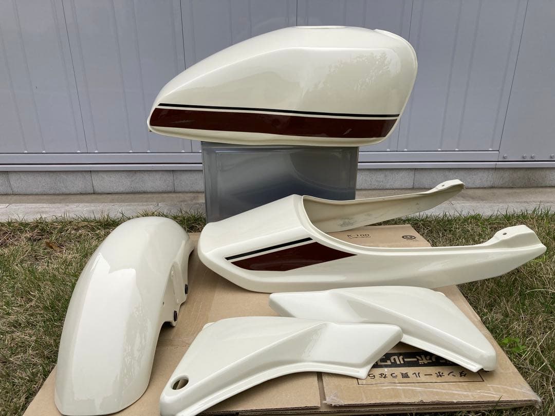 カワサキ ゼファー400カイ 外装一式