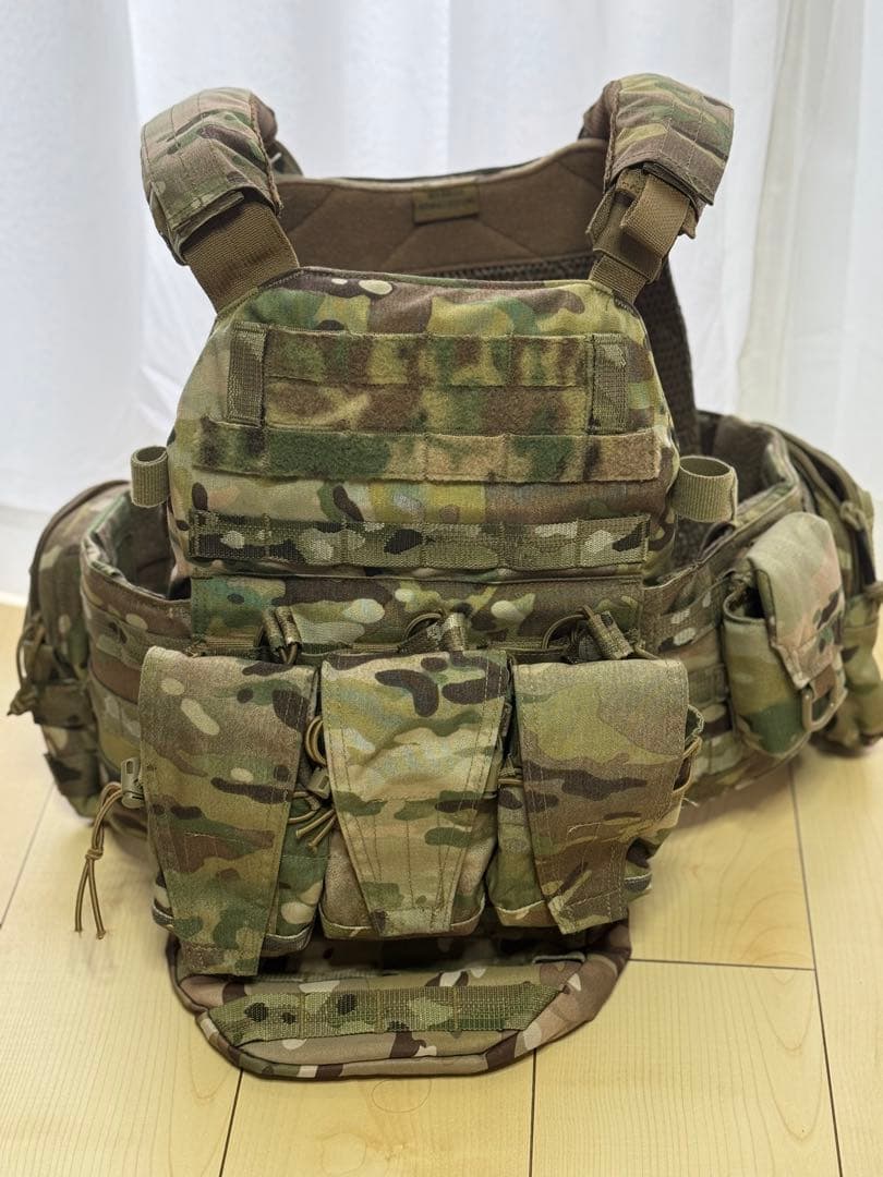 プレートキャリア モジュラー式　WARRIOA ファーストラインポーチ付き